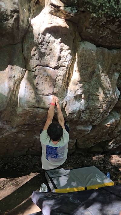 Joust aka Fraziac v6, Horseshoe Canyon Ranch - Beta Video from TheJollyClimber