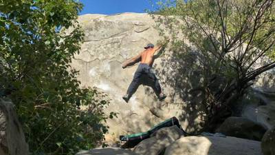 Bouldering for Dollars v4, Malibu - Beta Video from breakingbeta