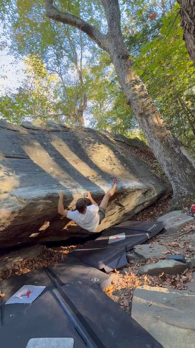 Slopers Malone v6, New River Gorge - Beta Video from spooky.sends
