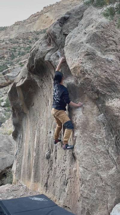 The Crest v1, Joe's Valley - Beta Video from fearlesstofu