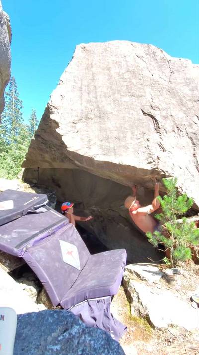 Suspension of Disbelief v9, Fraser Valley - Beta Video from CarsonClimbs