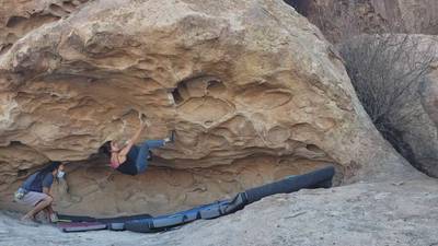 Bodysnatcher v4, Hueco Tanks - Beta Video from lejpej