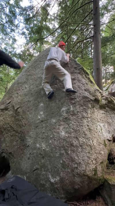 Gravedigger v1, Squamish - Beta Video from kaiakail