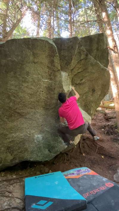 Missing Reaction v6, Squamish - Beta Video from mattfischerclimbs
