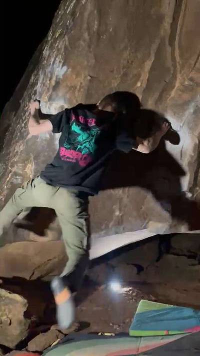 Show of Hands v10, Moe's Valley - Beta Video from landlord