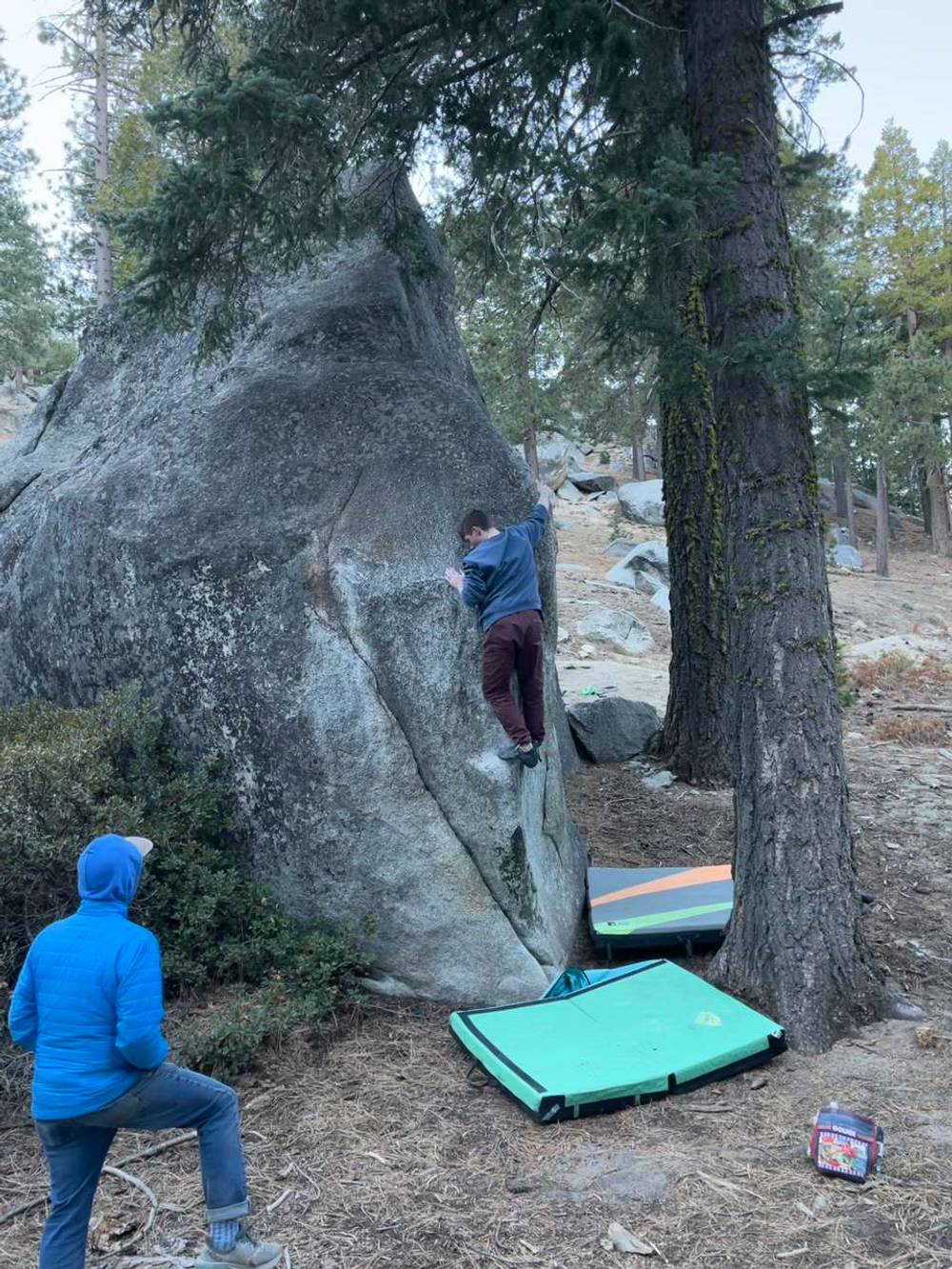 Jabba's Downhill Arete v3, Black Mountain - Beta Video from peterclimbs
