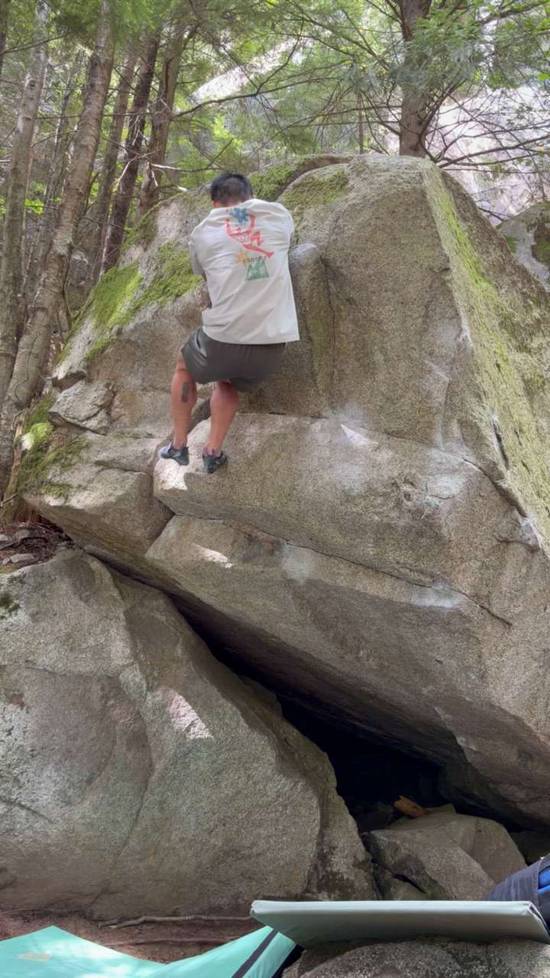 Cougar Crack v0, Squamish - Beta Video from SendEx