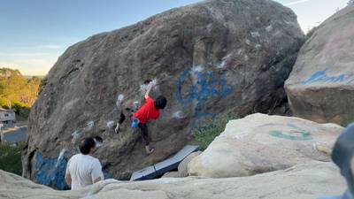 Spiral Traverse v1, Stoney Point - Beta Video from climberguygus