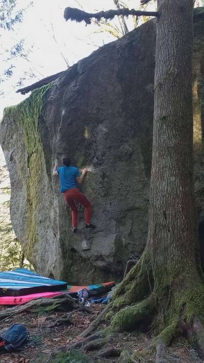 Squealing Pork v7, Squamish - Beta Video from Moss