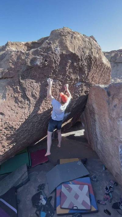 Sign of the Cross v3, Hueco Tanks - Beta Video from AndrewSpiars