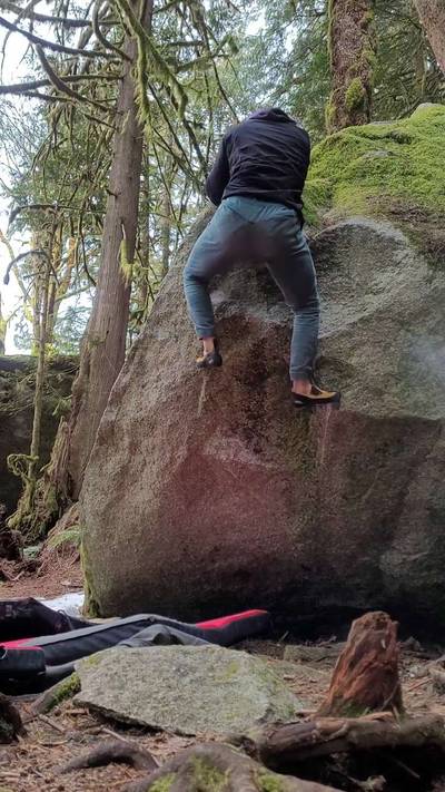 A Stroke of Luck v5, Squamish - Beta Video from CarsonClimbs