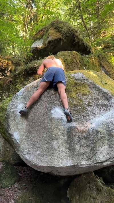 Death Star v3, Squamish - Beta Video from chungclimbs