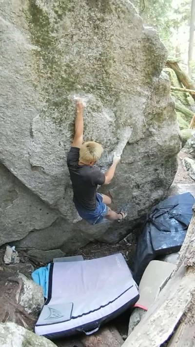 Vertical Reality v4, Squamish - Beta Video from chungclimbs