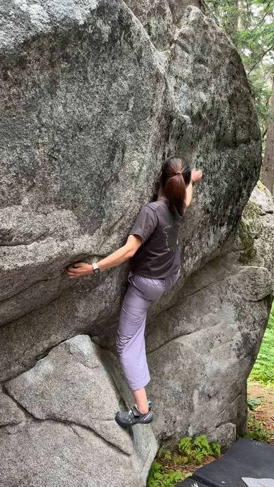 The Queen v1, Stevens Pass - Beta Video from pearclimbs