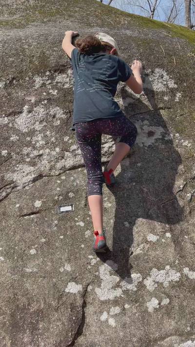Bad Boulder Slab v0, Boat Rock - Beta Video from AnjieGraceR