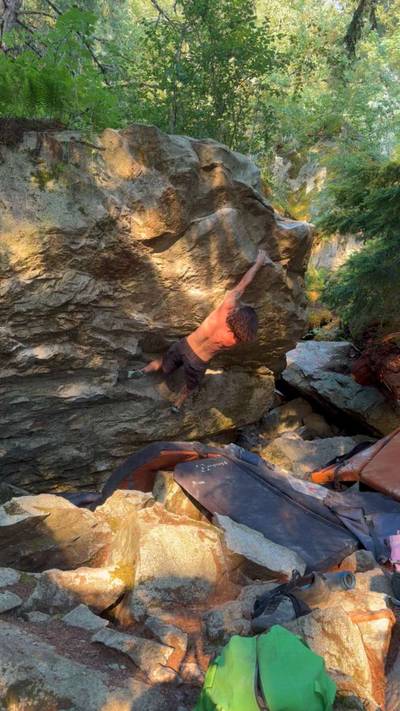 First Come First Serve v6, Squamish - Beta Video from virus