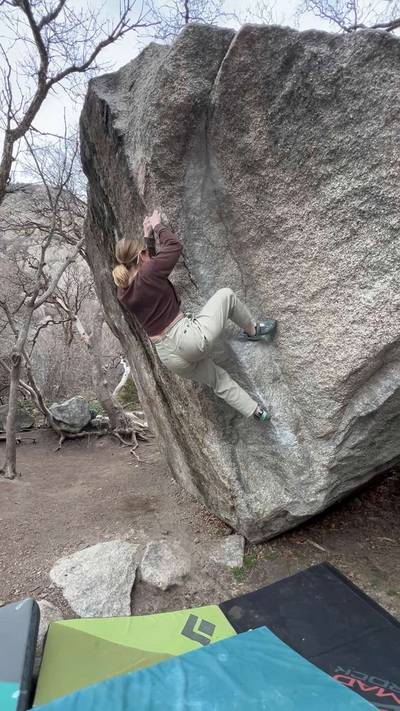 Lance's Dihedral v6, Little Cottonwood Canyon - Beta Video from JenYarin