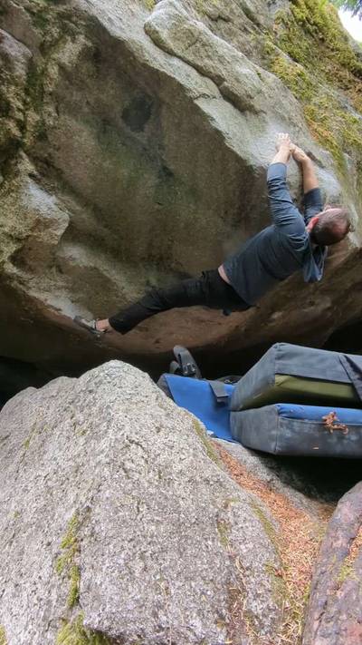 Mind Bender Low v9, Squamish - Beta Video from BertMacklin_FBI