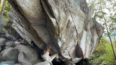 Black Hole v11, Squamish - Beta Video from dylan.chang