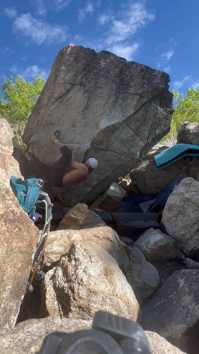 Infierno v8, Little Cottonwood Canyon - Beta Video from KneebarEnthusiast