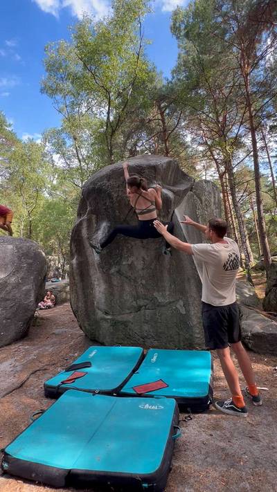 La Mâchoire (red circuit 30) v1, Fontainebleau - Beta Video from lexicon_rock