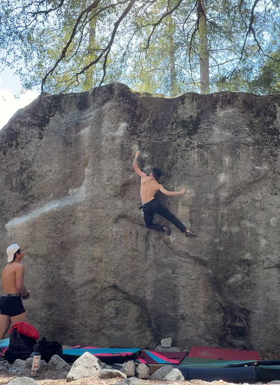 Yosemite Valley Bouldering マット・ワイルダー著 Yosemite Valley Bouldering (Supertopo): Matt Wilder, Chris