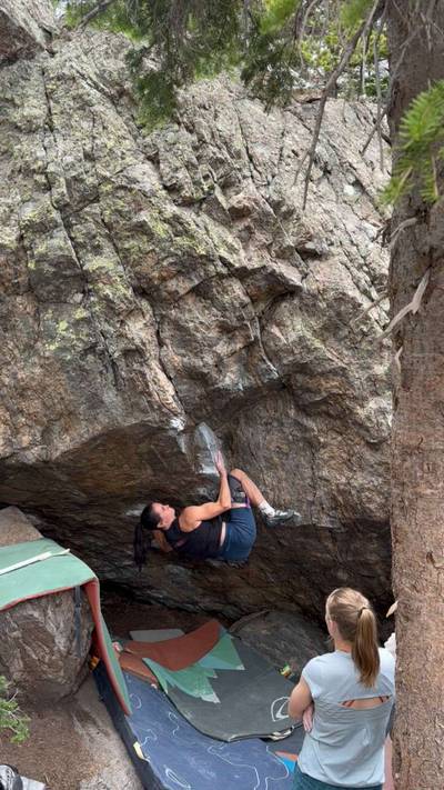 Kneebar v6, Rocky Mountain National Park - Beta Video from lilyswann