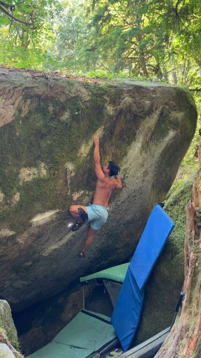 Spanish Fly v8, Index - Beta Video from cc.climbs.rocks
