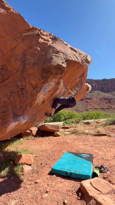 Circus Trick v5, Moab - Beta Video from RNR_Sendy