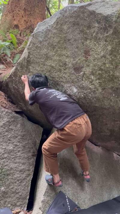 Roof Crack Left v0, Index - Beta Video from Azusa