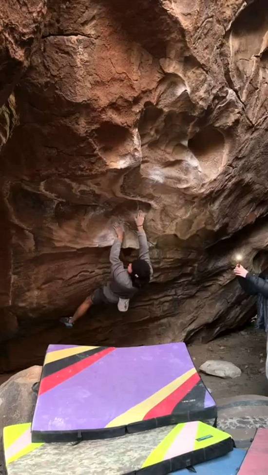 Indisposed Heroes v12, Hueco Tanks - Beta Video from thegnarwall