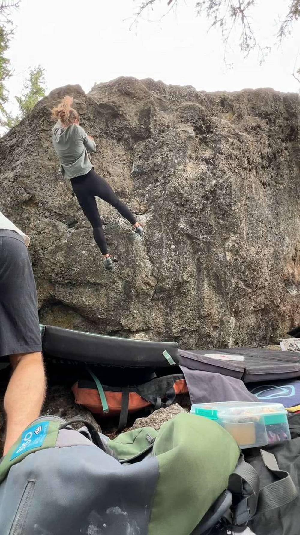 Sportin' Women v4, Canmore & Kananaskis - Beta Video from stefK