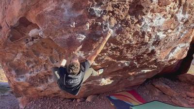Monkey Bar Traverse v7, Red Rock - Beta Video from Roonietunes