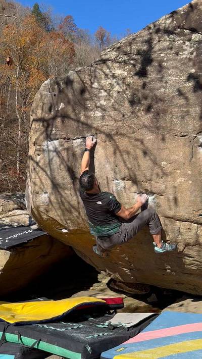 Mine v4, New River Gorge - Beta Video from RockaTanaka