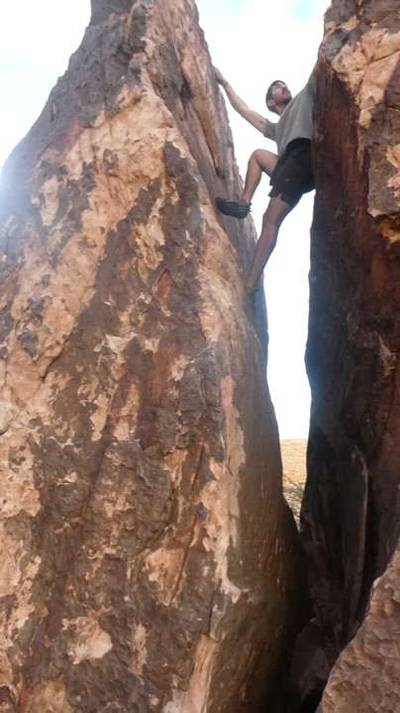 Warm Up Chimney v0, Red Rock - Beta Video from vilardo24