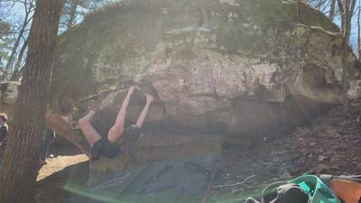Back of The Line v4, Hospital Boulders - Beta Video from sarahrara