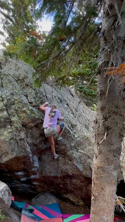 Kneebar v6, Rocky Mountain National Park - Beta Video from Juliana.