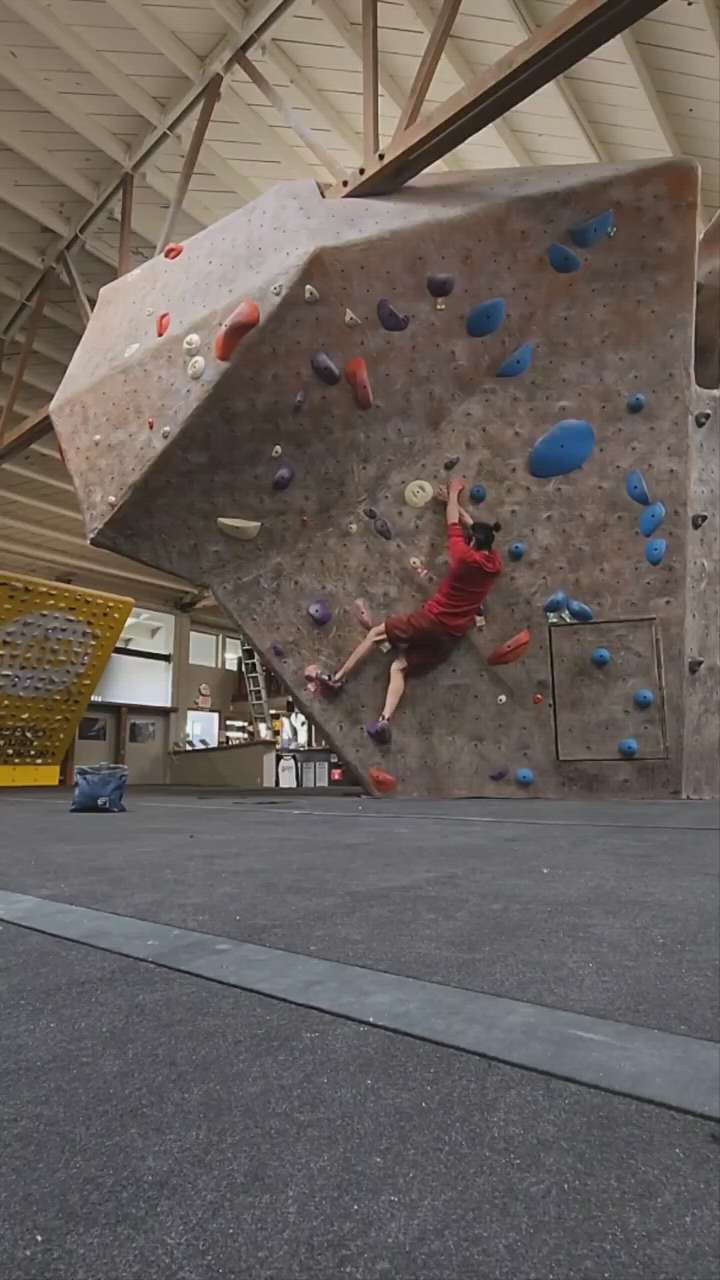 Orange Circuit v5, Bridges Rock Gym KAYA The Climber's App