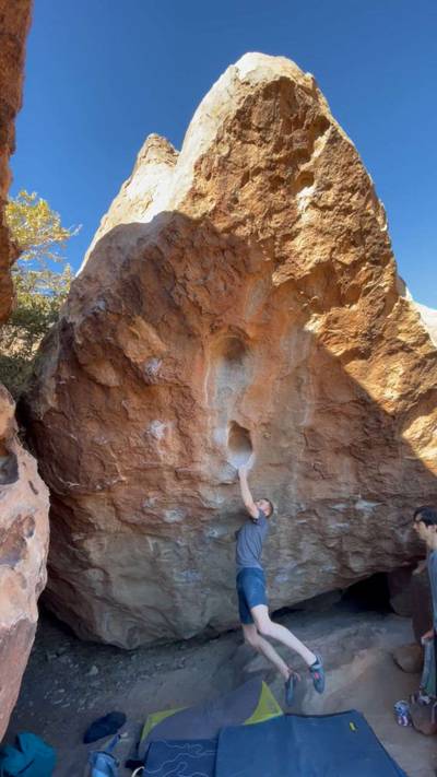 Dirty Martini on the Rocks v9, Hueco Tanks - Beta Video from awclimbe86