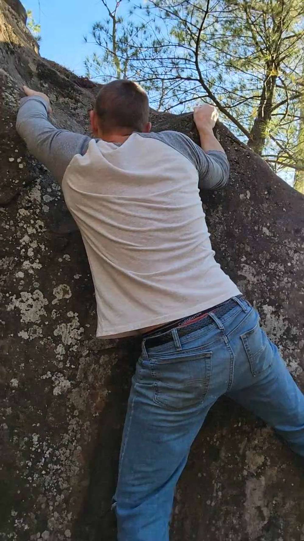 Flusher v5, Taylors Falls - Beta Video from ClimbCrewDad