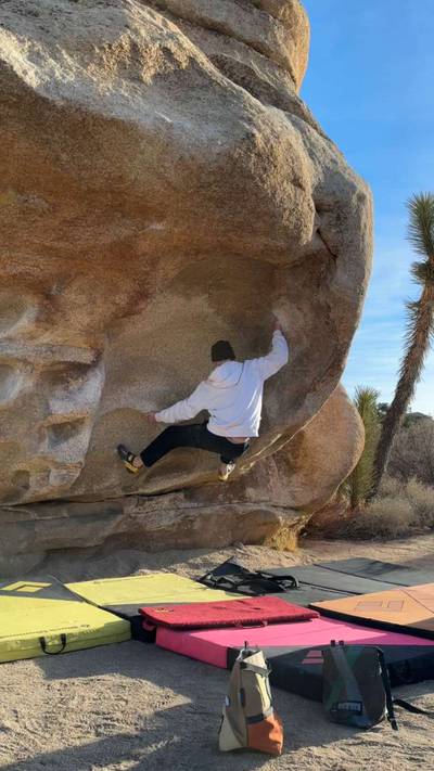 Roof Romp v4, Joshua Tree - Beta Video from webbclimbs