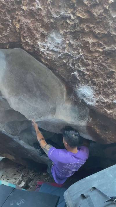Lobster Claw v5, Hueco Tanks - Beta Video from rawnzhaus