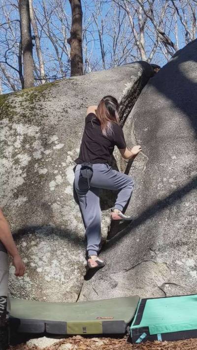 Tennis Shoe Crack vB, Boat Rock - Beta Video from racheldu