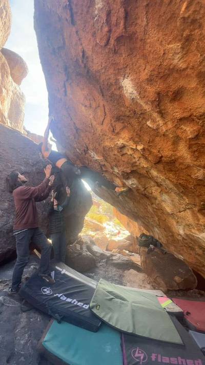 Brutus v5, Hueco Tanks - Beta Video from CathyG