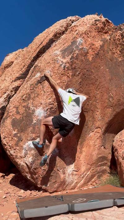 Southeast Face Sit v4, Red Rock - Beta Video from slapthesloper
