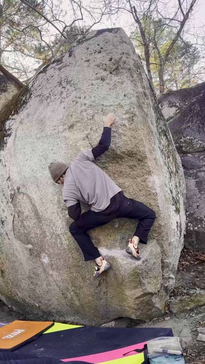 Keeper of the Boat Sit v5, Boat Rock - Beta Video from ClimbLikeGoat