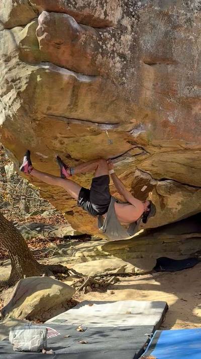 Mulletino v6, Horse Pens 40 - Beta Video from FallingSolo