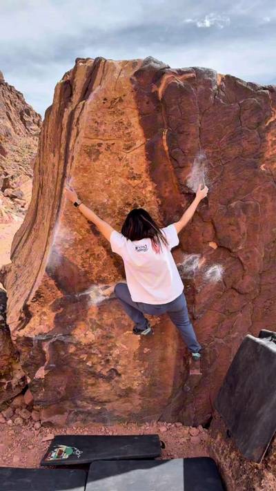 Van Betten Arete v4, Red Rock - Beta Video from tiffboulderland
