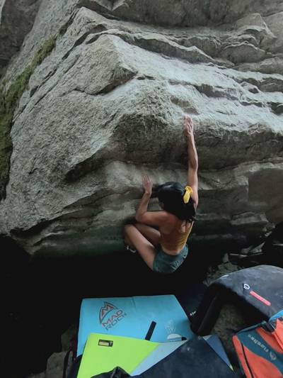 Gibbs' Cave v8, Squamish - Beta Video from vonniesaur