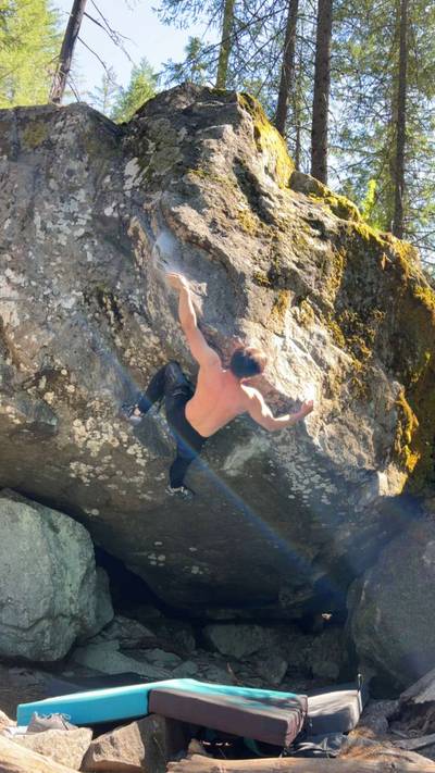 Hollywoo v9, Leavenworth - Beta Video from DanClimb